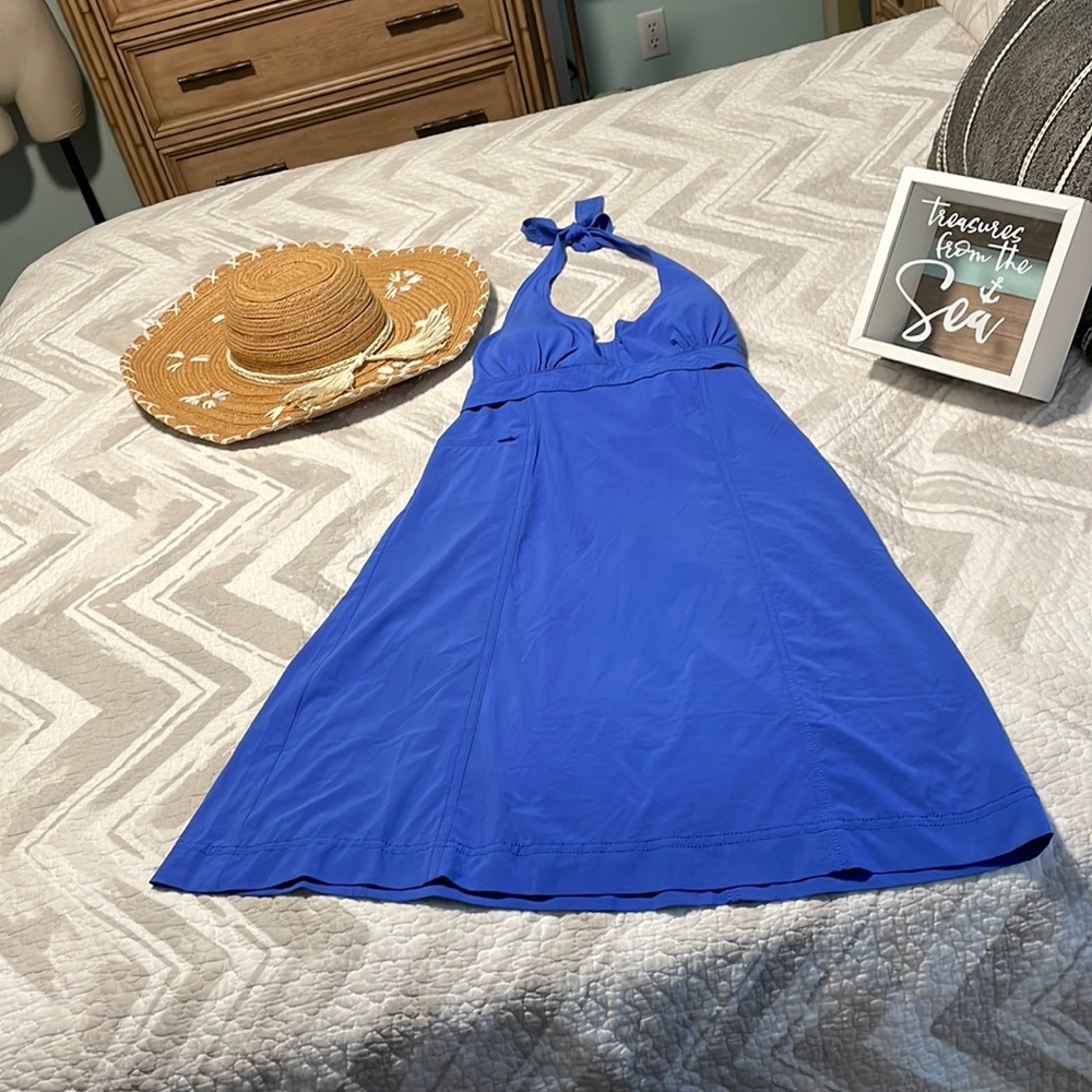 Athleta Wicking Lightweight Stretchy Bra Lined Athletic Halter Dress 2
